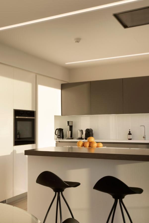 Ueber Lux 2 Bedroom New Penthouse With Acropolis View 아테네 외부 사진